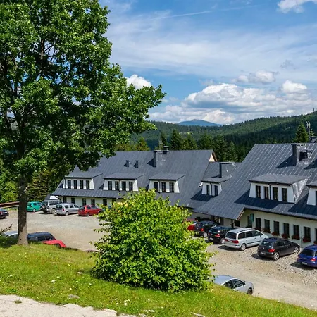 Kompleks Pilsko-jontek Semesteranläggning (resort) *