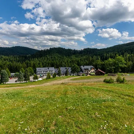 Kompleks Pilsko-jontek Semesteranläggning (resort) *