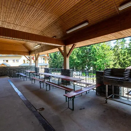 Kompleks Pilsko-jontek 코르비에로프